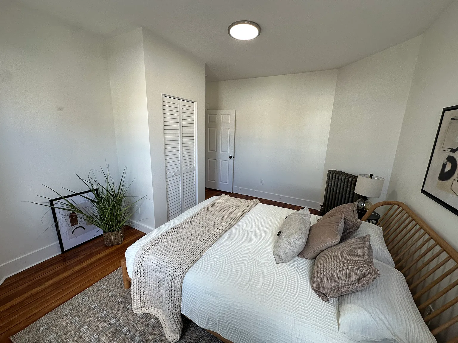4 bed, 1450 sqft, $3,550 — Photo 4