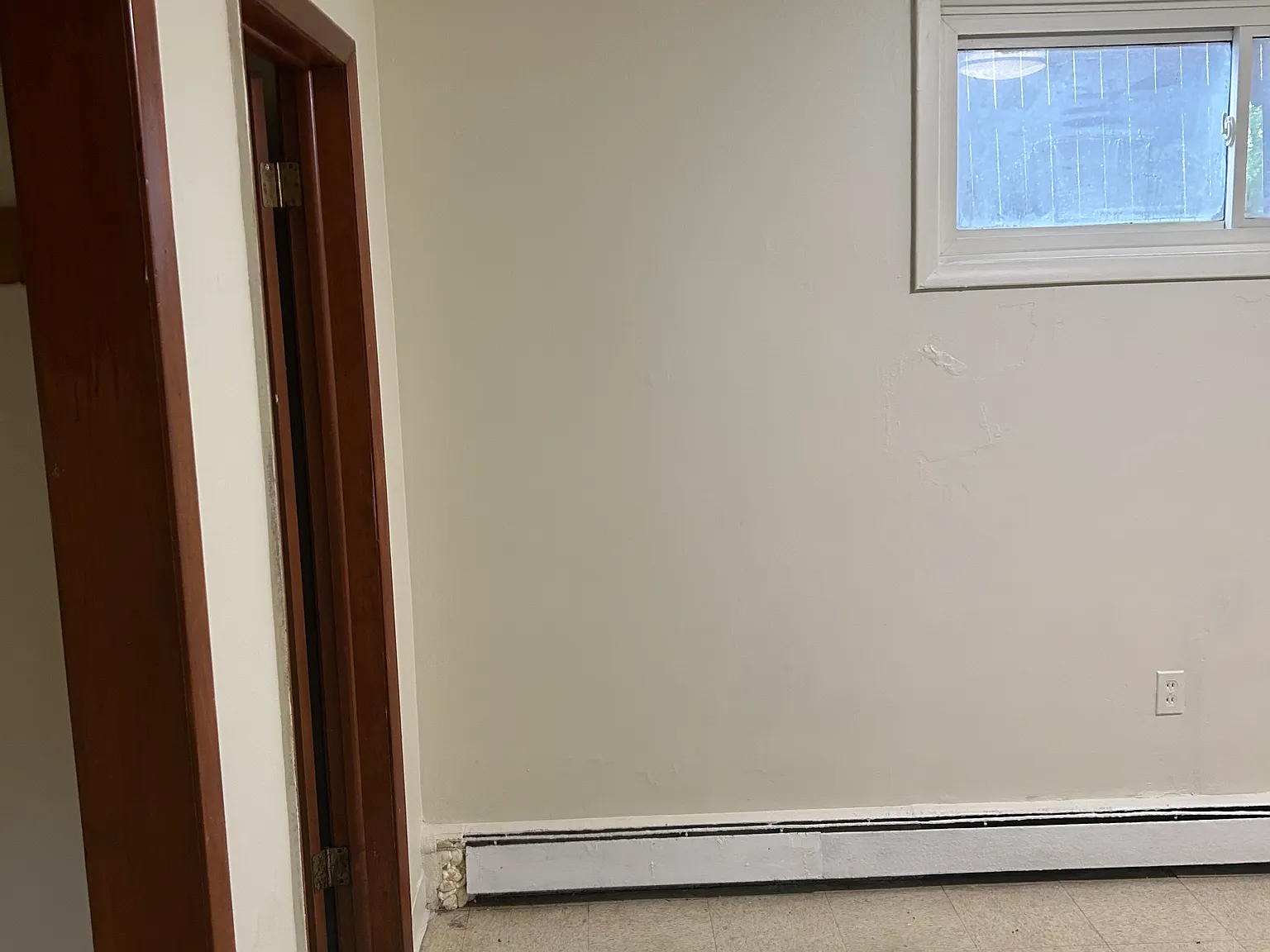 1 bed, 560 sqft, $850 — Photo 4