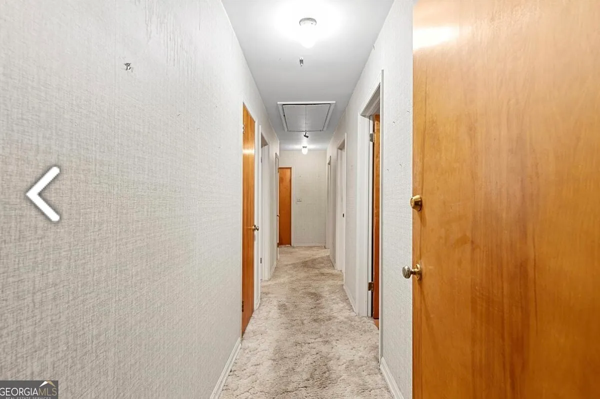 5 bed, 2736 sqft, $2,500 — Photo 4