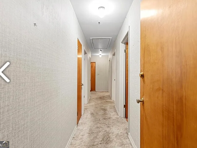 1354 Weston Dr — Photo 4