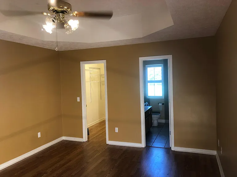 983 Birch Ct — Photo 6