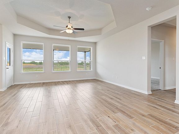 20987 Pleasanton Road - Madison - Family Room