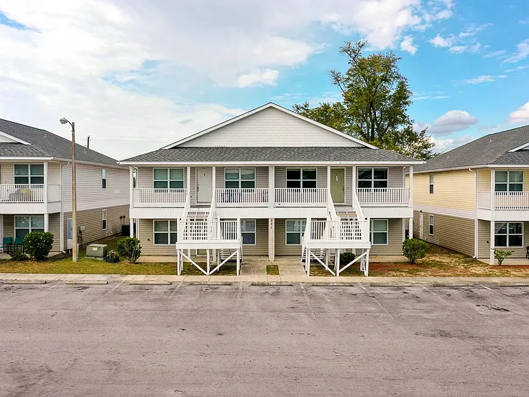 Ava Kay Townhomes — Photo 5