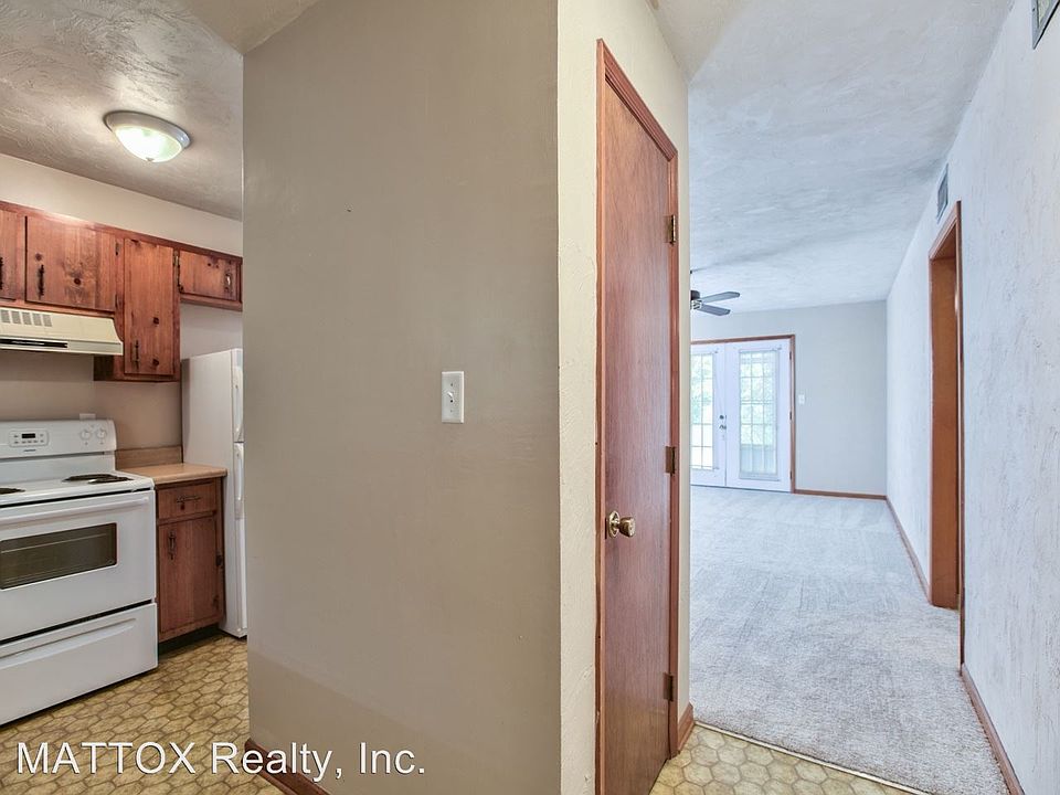1st image of 2462 Wren Hollow Dr