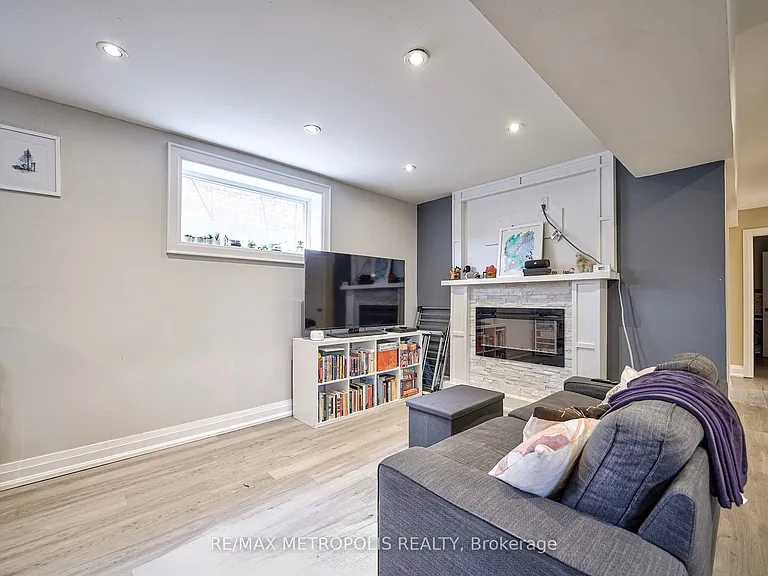 14 Stephen Dr #BASEMENT — Photo 13