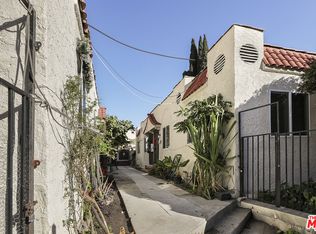 4011 Country Club Dr, Los Angeles, CA 90019