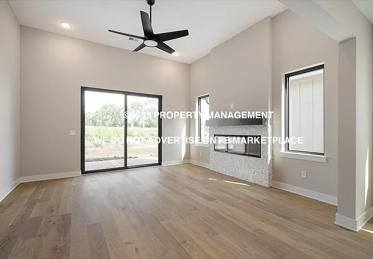 9581 Jupiter St — Photo 16