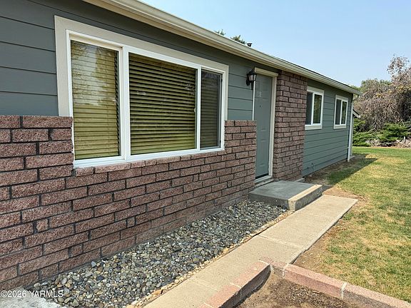 4th image of 80 Dalton Ln
