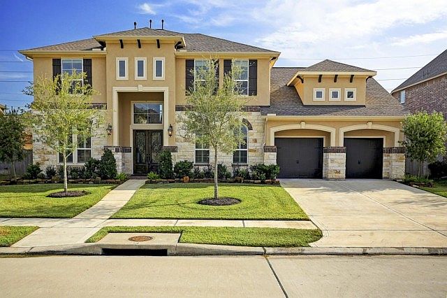 1st image of 11908 Linden Walk Ln