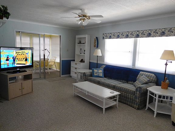 2nd image of 14 Lafitte Dr