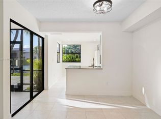 1160 Washington Cir #1160F, Homestead, FL 33034