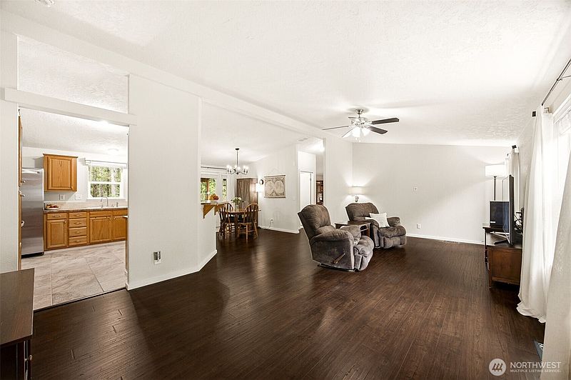 2nd image of 90 N Hamma Hamma Drive E