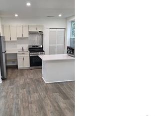 4666 Hillside Rd SE APT 4, Washington, DC 20019