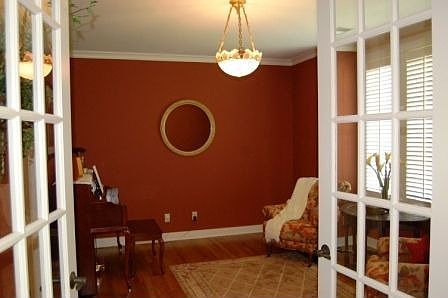 2nd image of 1039 Old Hearthstone Cir W