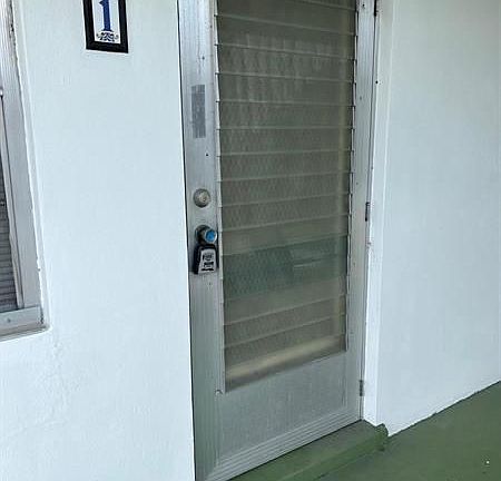 3rd image of 514 South Rd #1
