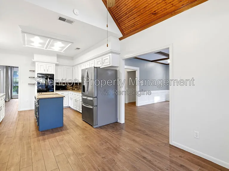 5626 Spring Lodge Dr — Photo 16