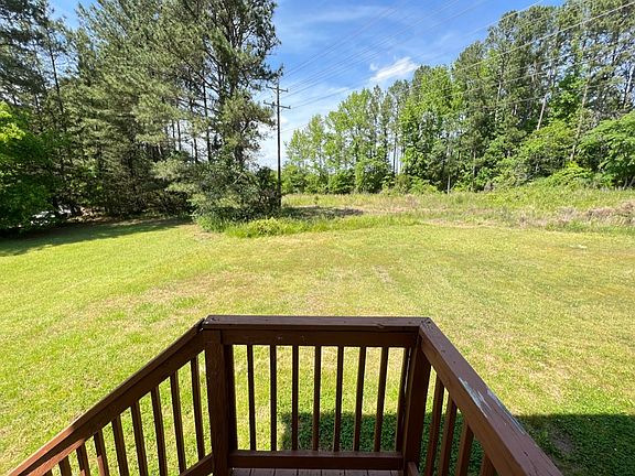 5th image of 1410B Cherrycrest Dr Unit B