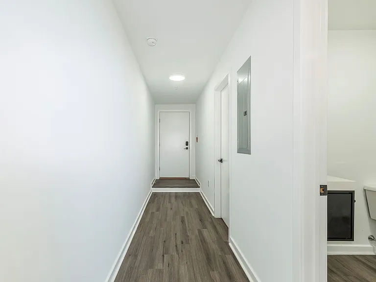 3003 Glenwood — Photo 173