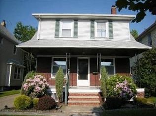1569 Winton Ave, Lakewood, OH