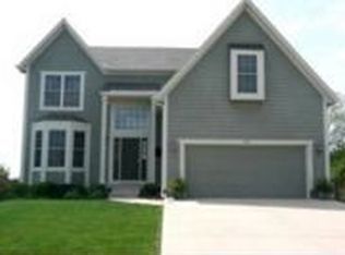339 N Overlook St, Olathe, KS 66061