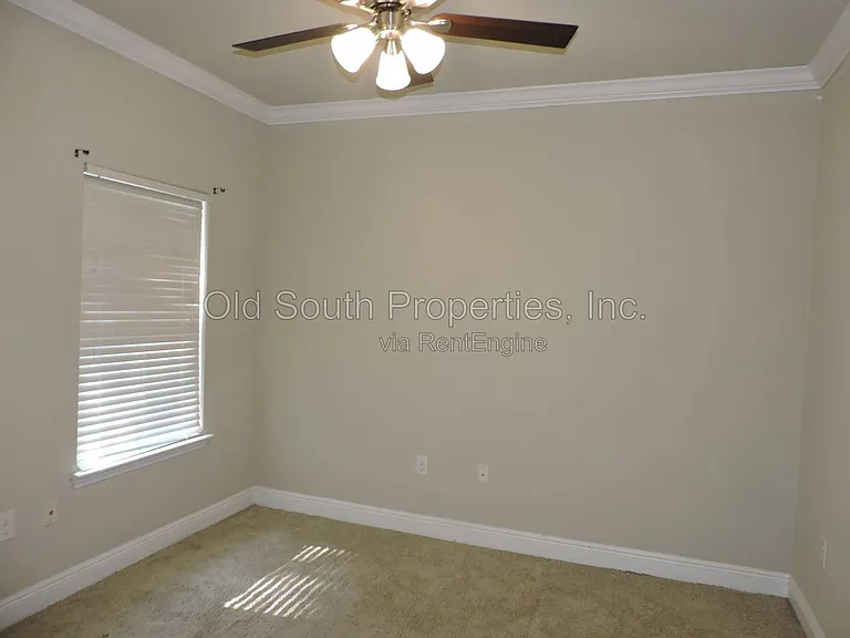 4221 Essex Terrace Cir — Photo 13