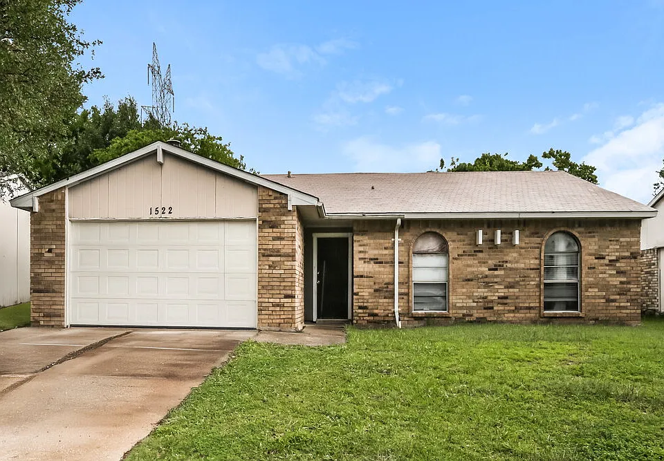 1522 Independence Trl