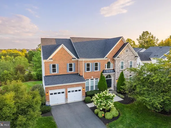 41897 White Mountain Ct, Aldie, VA 20105