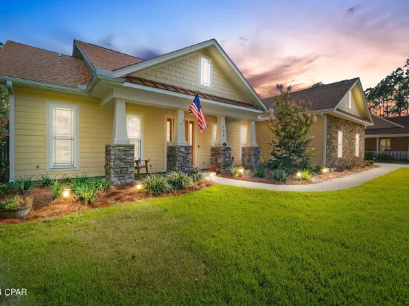 138 White Oaks Blvd, Southport, FL 32409