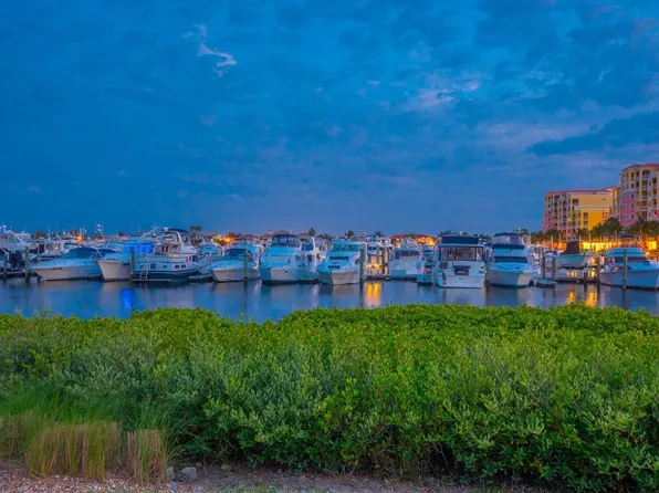 130 Riviera Dunes Way APT 601, Palmetto, FL 34221