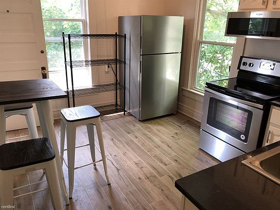 857 Kitchen 2 - 2