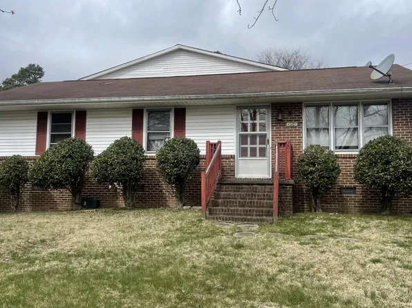 207 Summitt Ave, Oxford, NC 27565