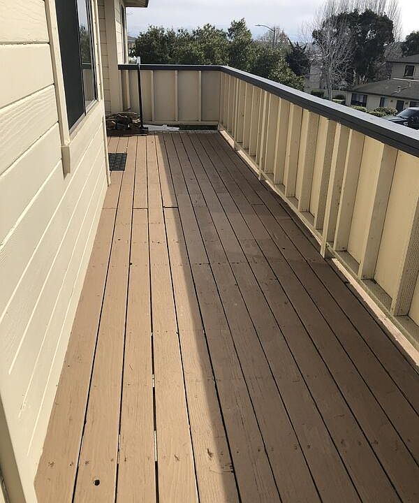 1st image of 208 Green Meadow Dr #1