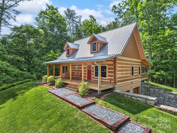 260 Mountain Valley Dr, Hot Springs, NC 28743