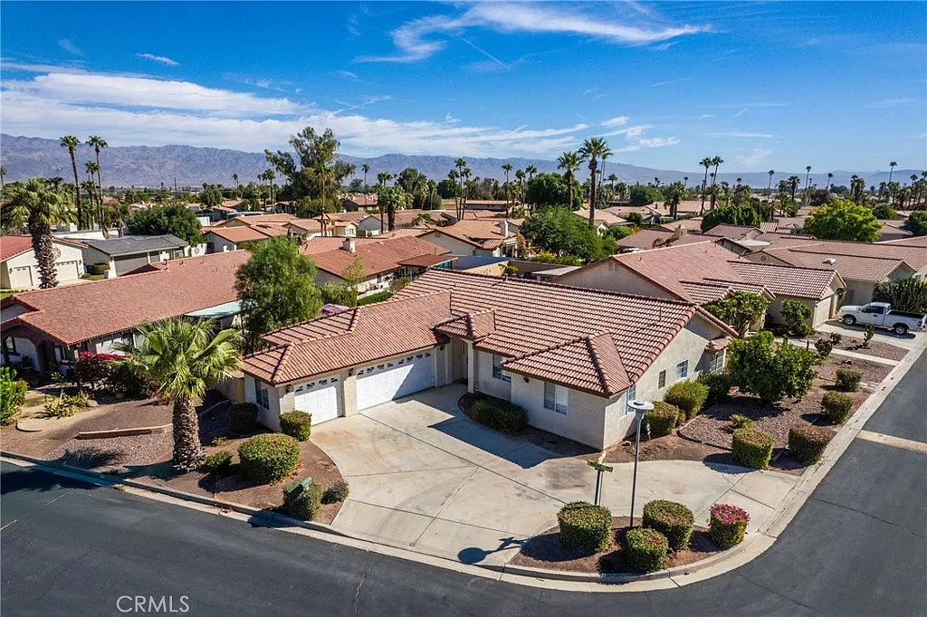 3 bed, 1863 sqft, $4,000 — Photo 1