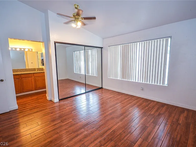 6762 Shelter Ln — Photo 15
