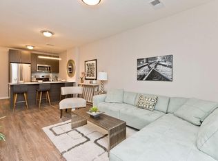 1554 N North Park Ave #405, Chicago, IL 60610
