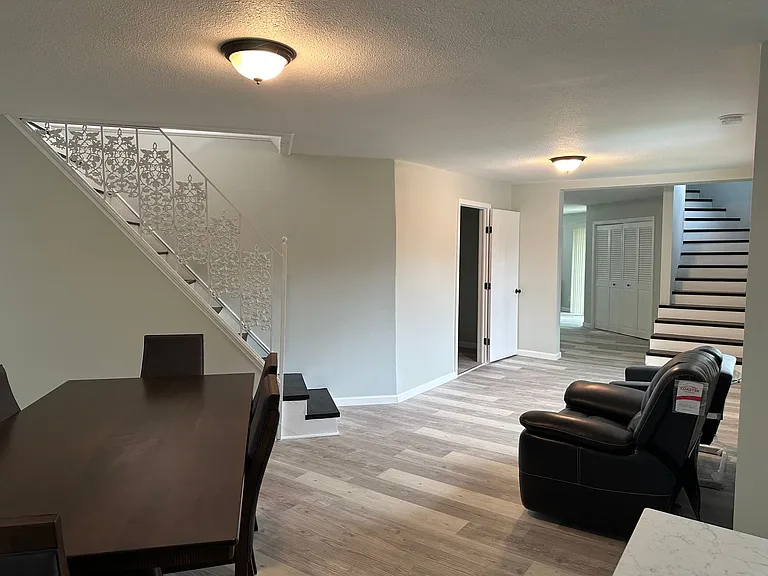 196 Lcr Whiterock — Photo 16