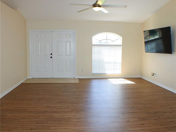 5th image of 2839 NW 5th St
