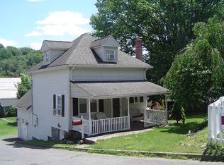 112 Walnut St, Bangor, PA 18013