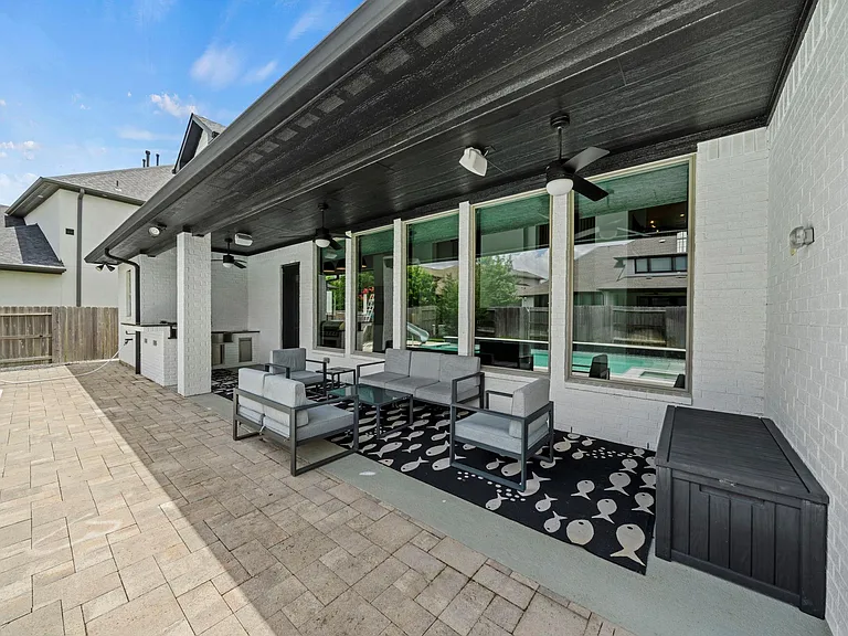 19110 Wimberly Hills Ln — Photo 40