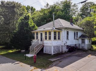 39 Elswick St, Dartmouth, MA 02747