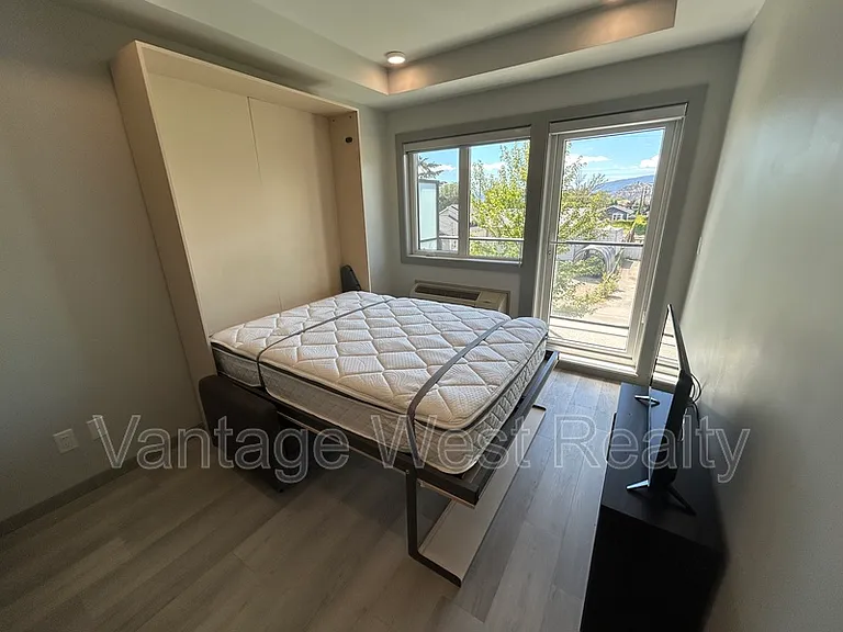 345 Dougall Rd N #209 — Photo 8