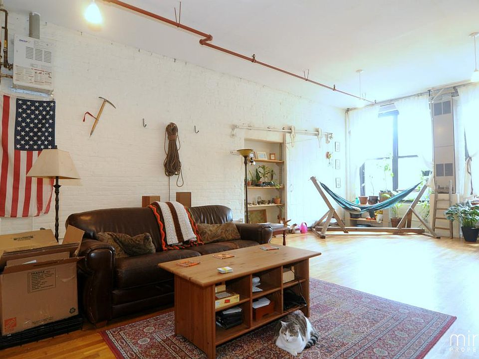 1st image of 261 Lexington Ave APT A1