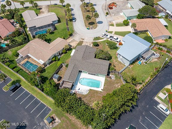 5th image of 908 Aida Cir
