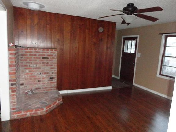 2nd image of 727 S Audrey Dr