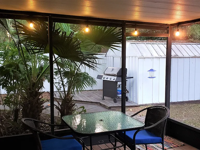 2472 Whitman St — Photo 20