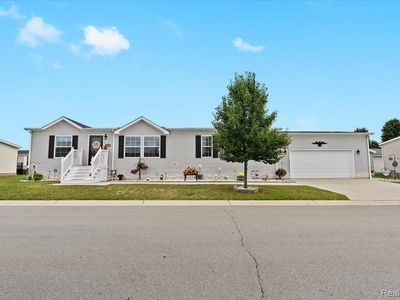 5430 Arboretum Trl, Howell, MI, 48843