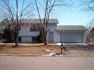 7856 Dupont Ave N, Brooklyn Park, MN 55444