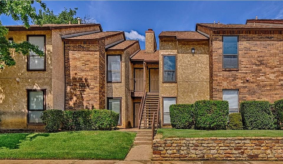 1st image of 1906 Emerald Pl APT 1221