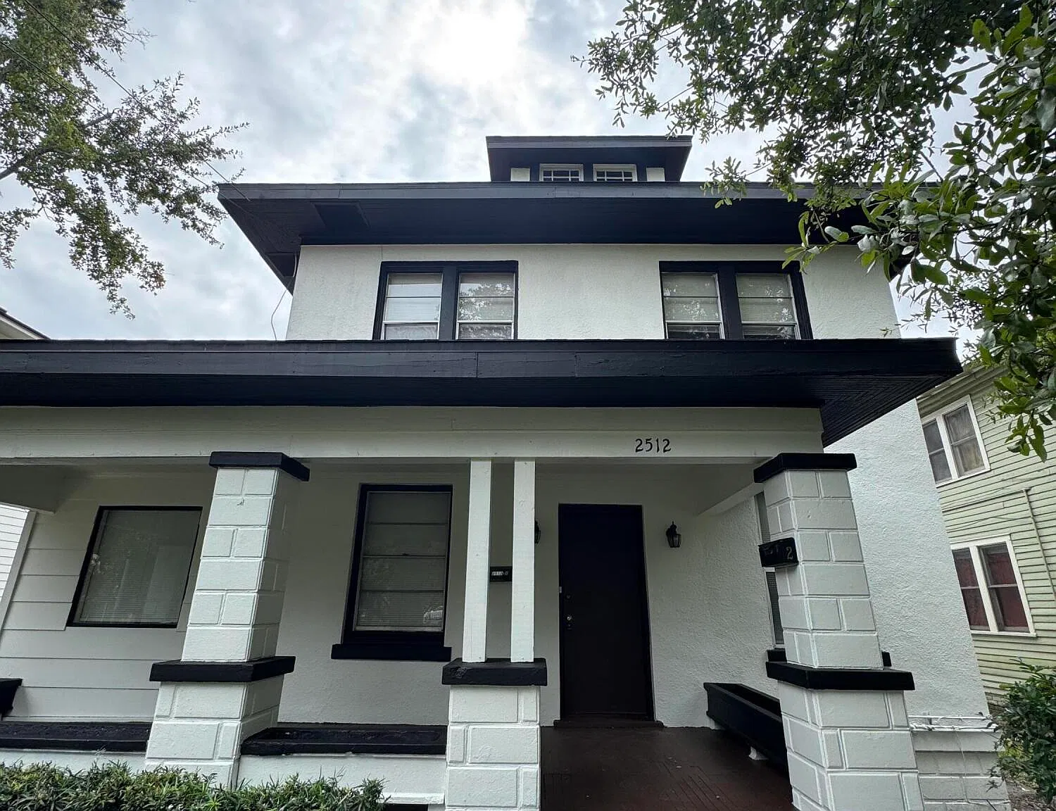 2512 College St — Photo 2